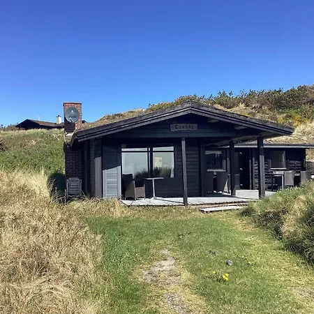 6 Person In Henne Henne Strand
